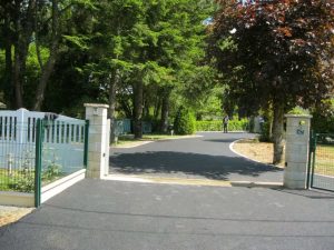 9-Enrobe-noir-Sainte-Anne-sur-Brivet-1